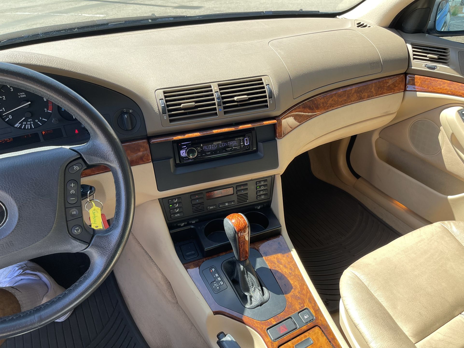 2002 BMW 530i