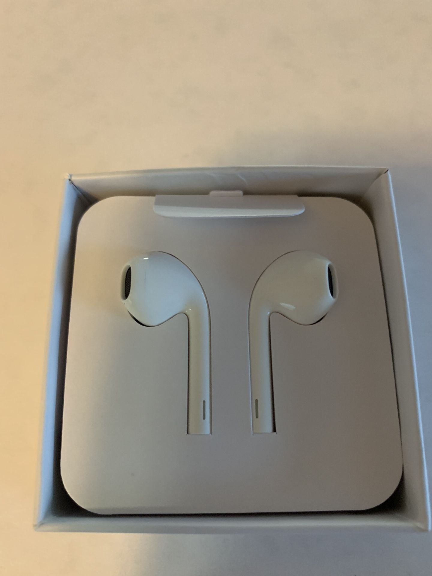 2 pcs Original Apple iPhone Earpod Headset Headphone Lightning , Wired ,Bluetooth