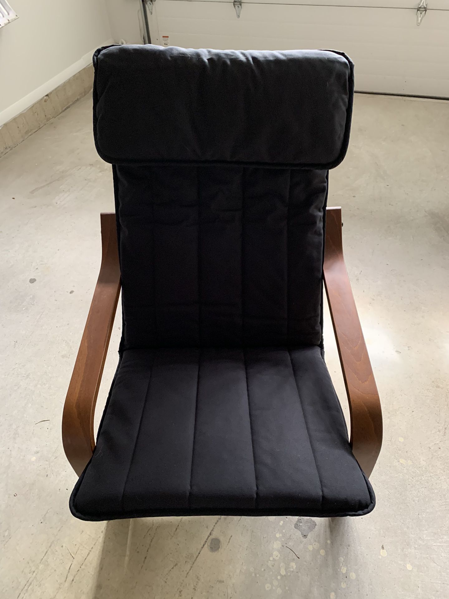 IKEA Resilient  Armchair Black-cushioned Very Good