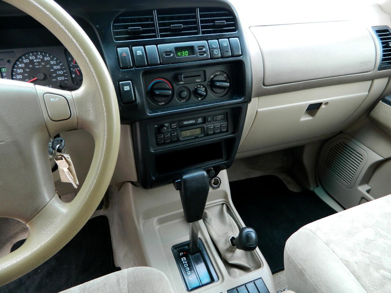 2002 Isuzu Trooper