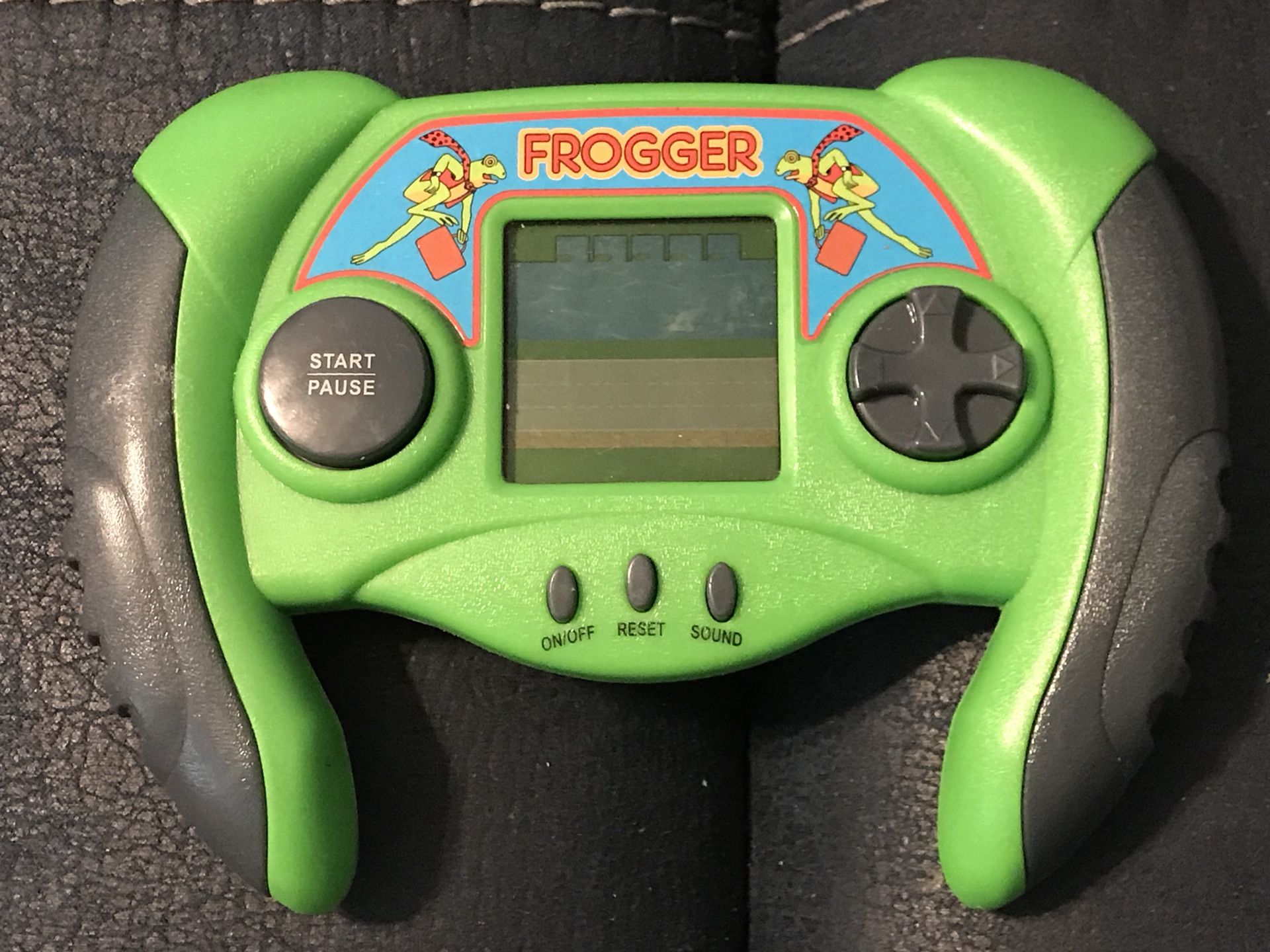 Frogged handheld