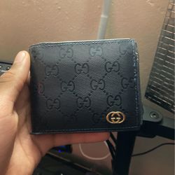 Rejsende Guinness platform New and Used Gucci wallet for Sale in Pawtucket, RI - OfferUp