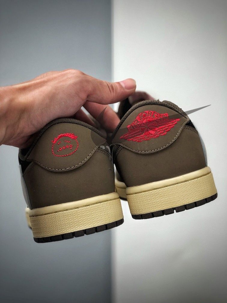 Jordan 1 Retro Low OG SP Travis Scott New Sneaker