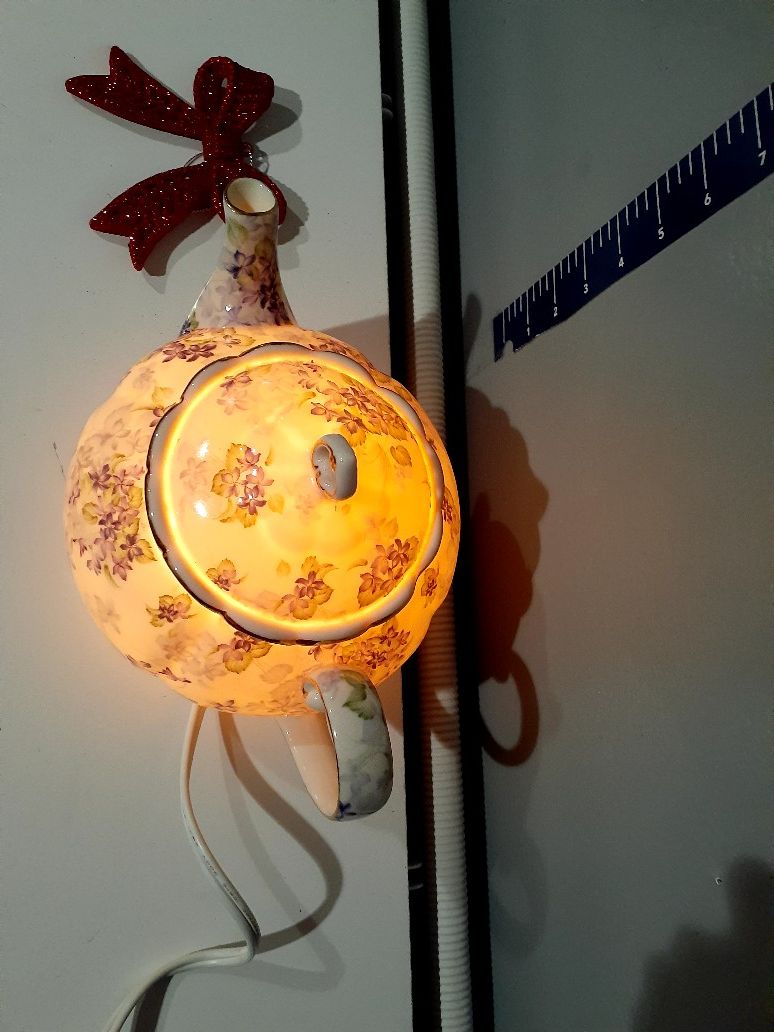 Light up teapot