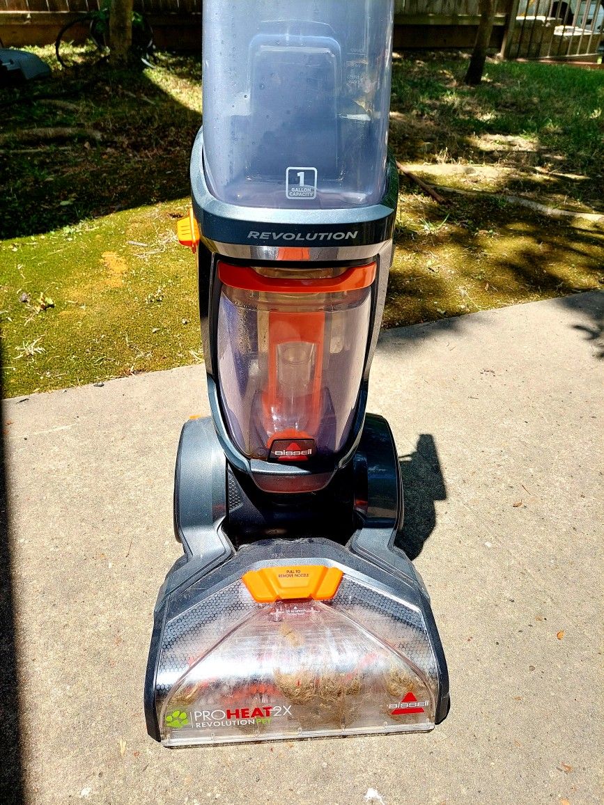 BISSELL
BISSELL ProHeat 2X Revolution Upright Deep Cleaner Carpet Cleaner (1548)