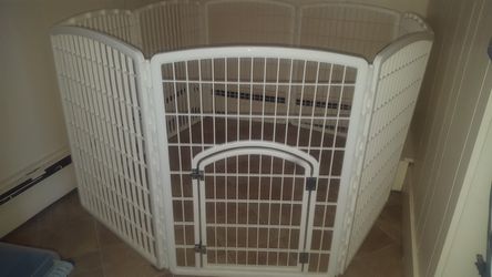 8 Panel Kennel Crate Play Yard Thumbnail