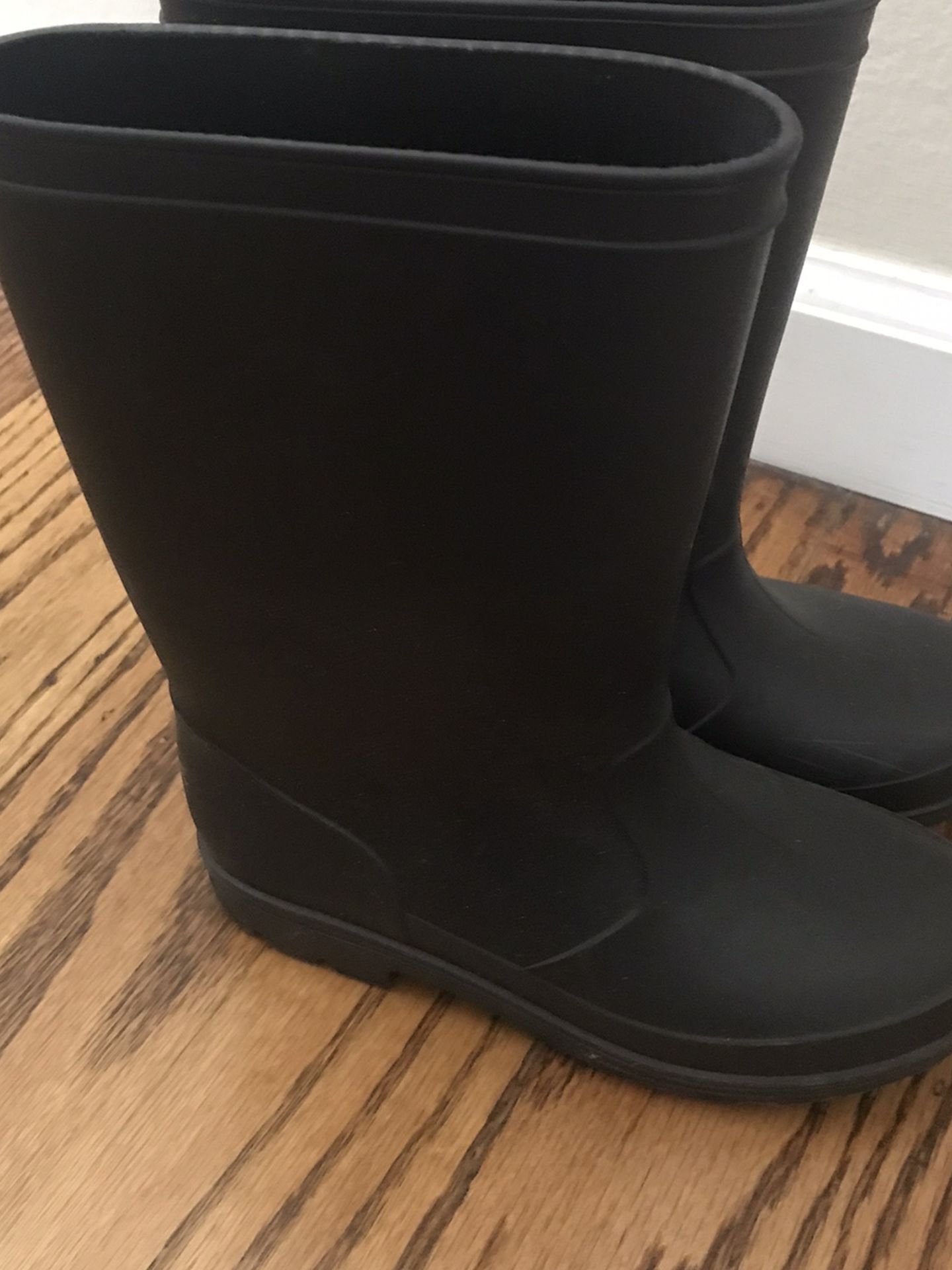 Kids Rain Boots - Size 1