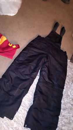 Kids Cherokee bib overalls size 6/7 with detachable bibs to interchange into pants in brand new condition Thumbnail