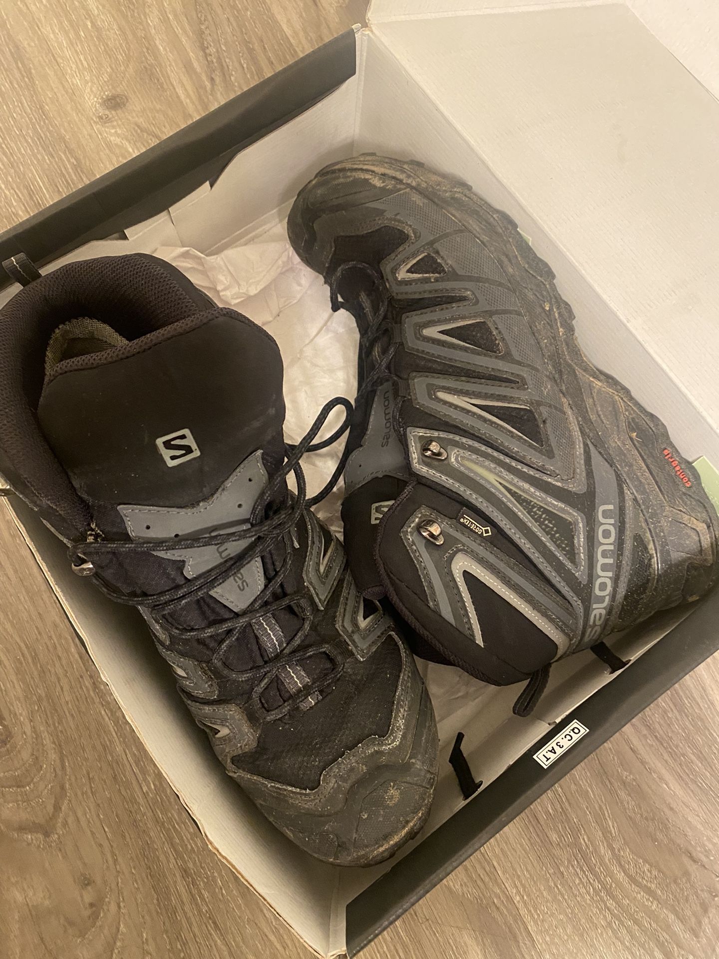 Salomon X ultra hiking boots 11.5