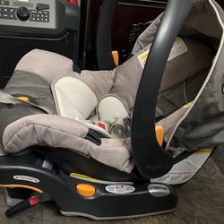 Chicco Infant Car Seat  Thumbnail