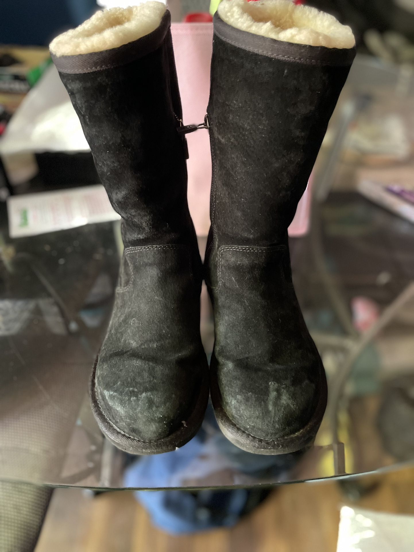 Size 5 Ugg Boots