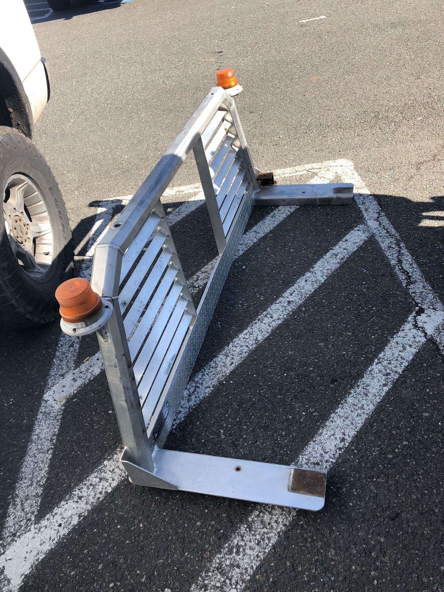 Protech headache rack for Sale in Black Diamond, WA OfferUp