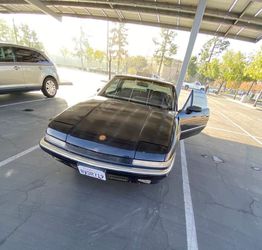 1990 Buick Reatta Thumbnail