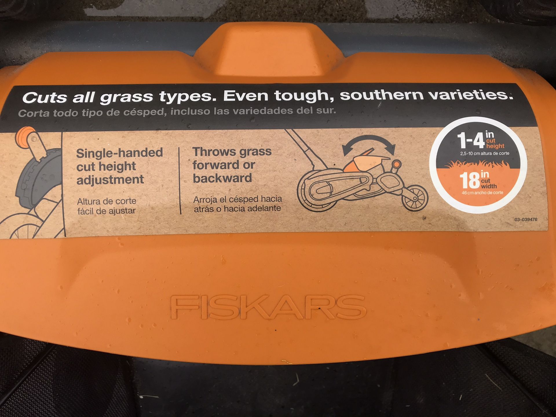 Fiskars Lawnmower With Grass Catcher Attachment for Sale in San Diego