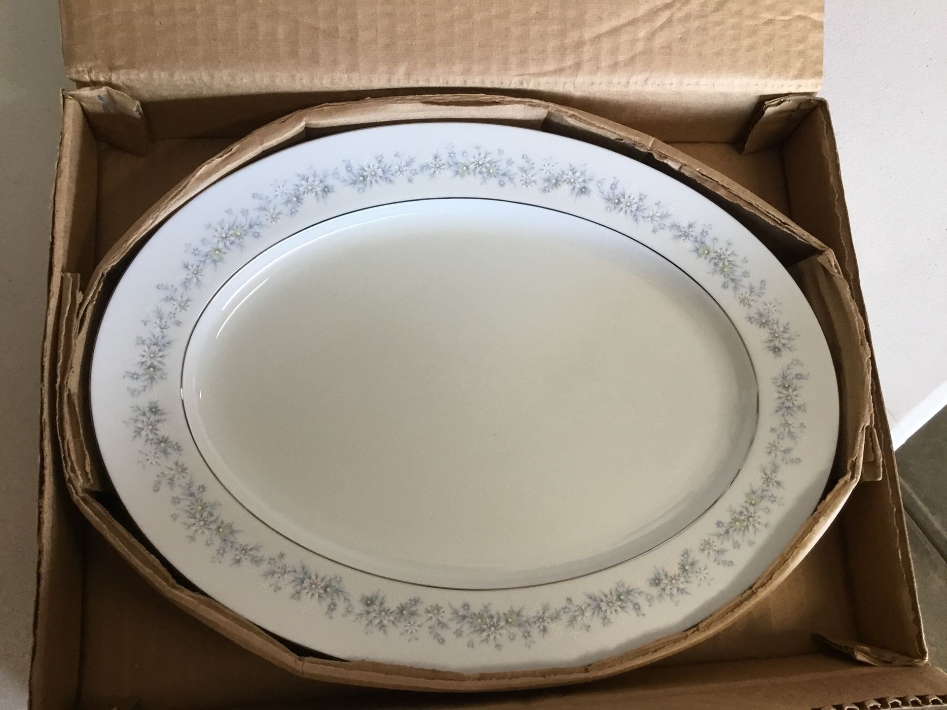 NORITAKE CHINA - MARYWOOD 2181