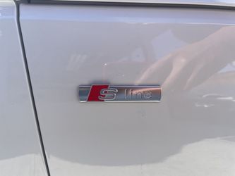 2018 Audi A4 Thumbnail