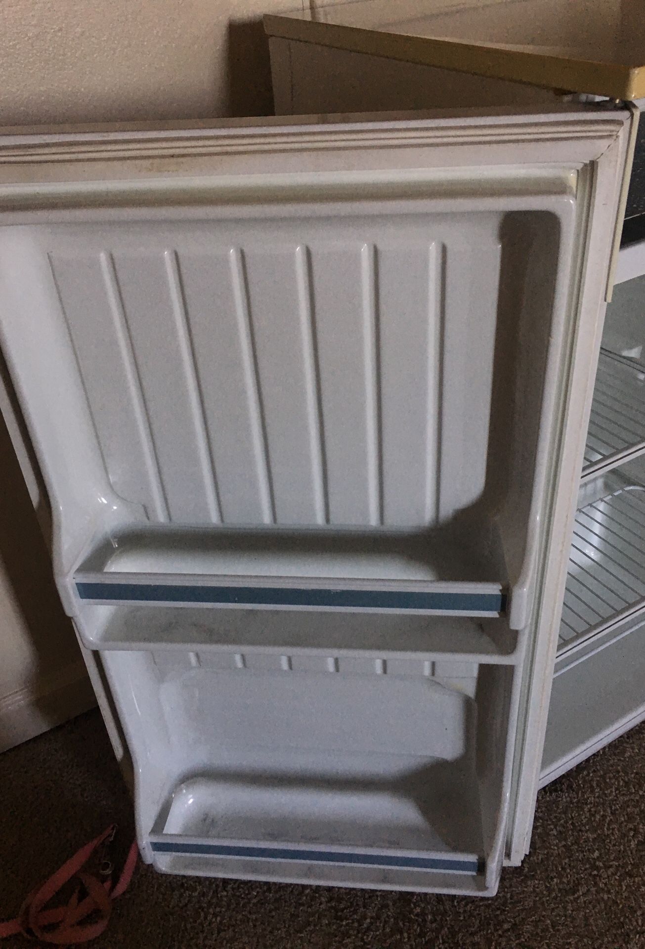 Mini fridge
