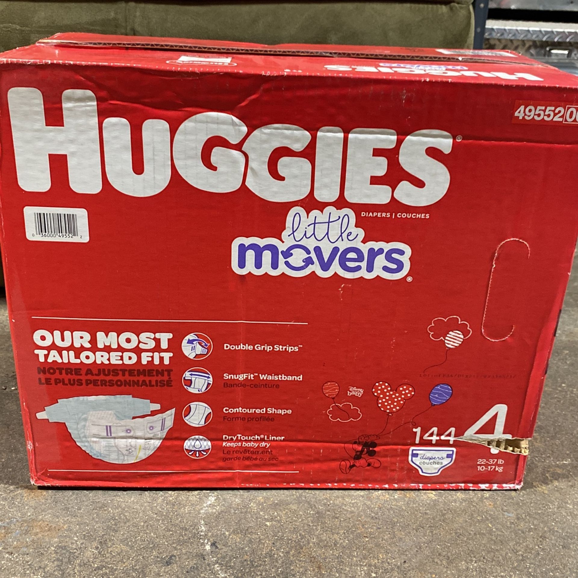 huggies pampers
