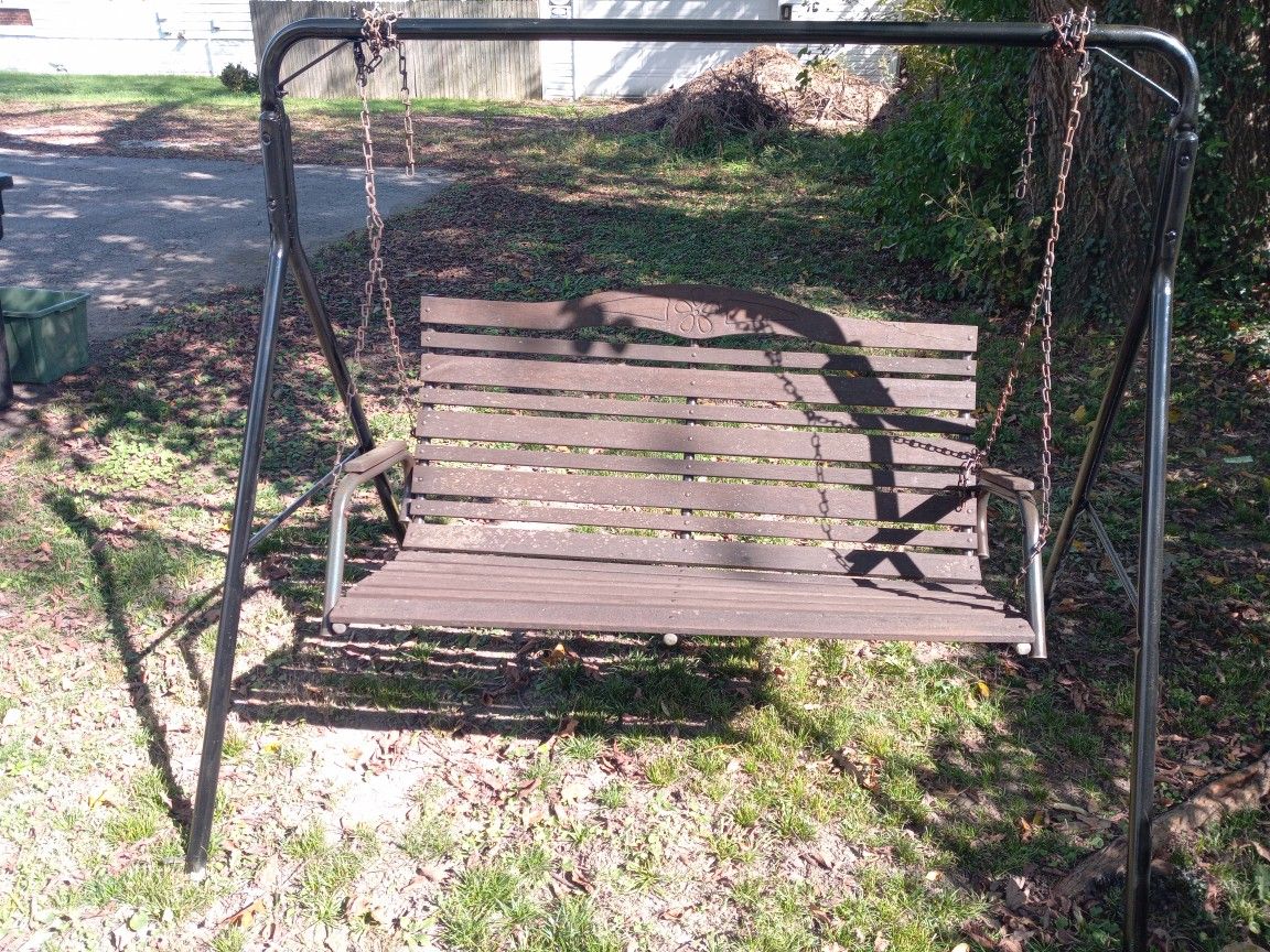 Nice Standin Swing Could Use Some Paint