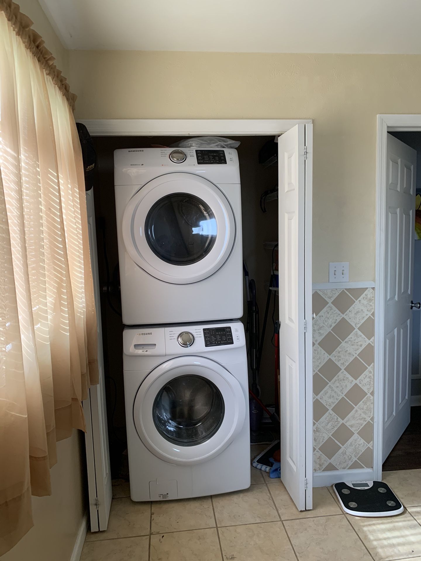 Samsung washer & electric dryer