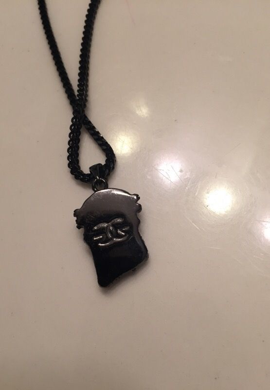 Gold gods Black chain