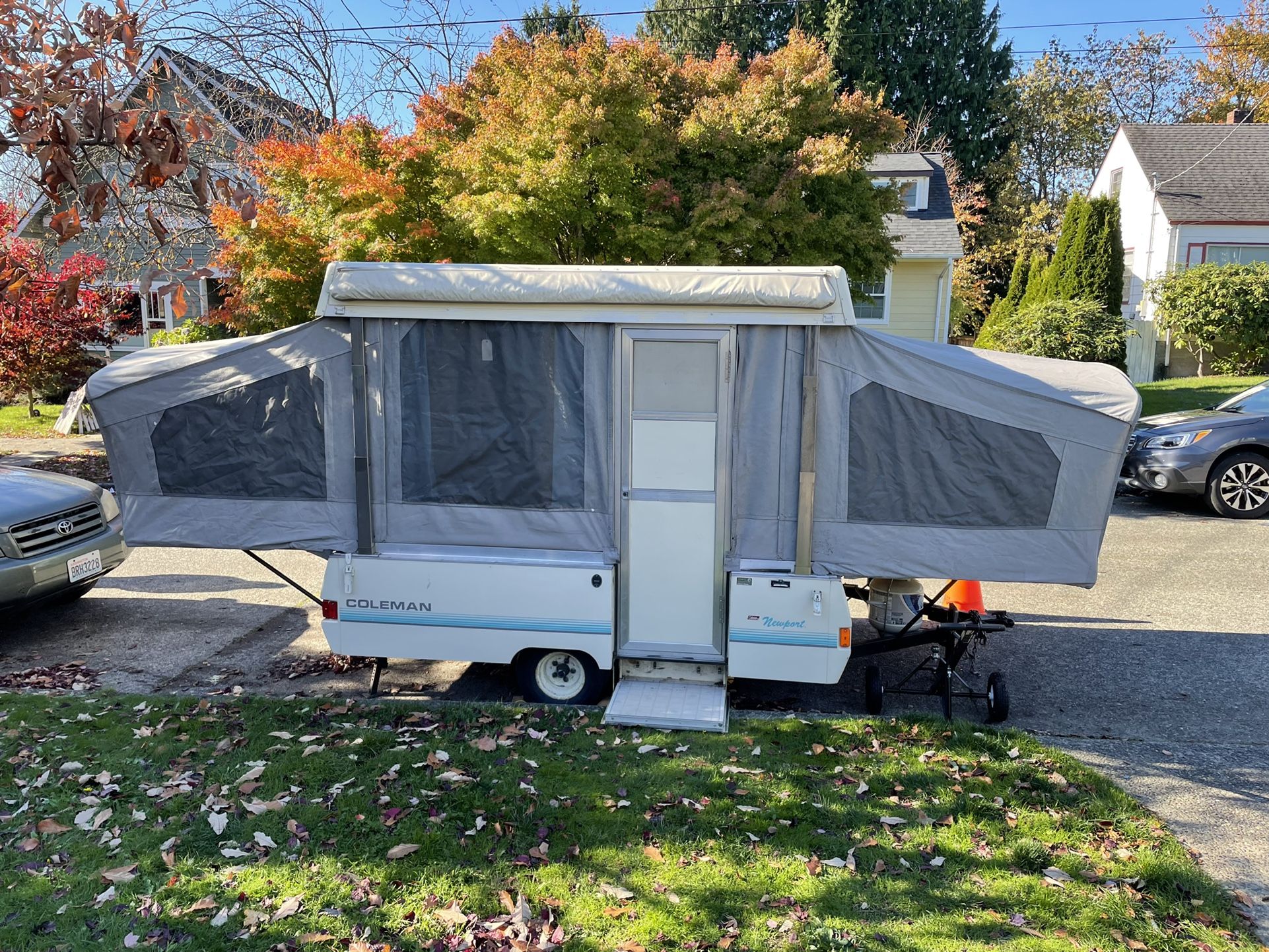 1992 Coleman Pioneer Voyager Tent Trailer