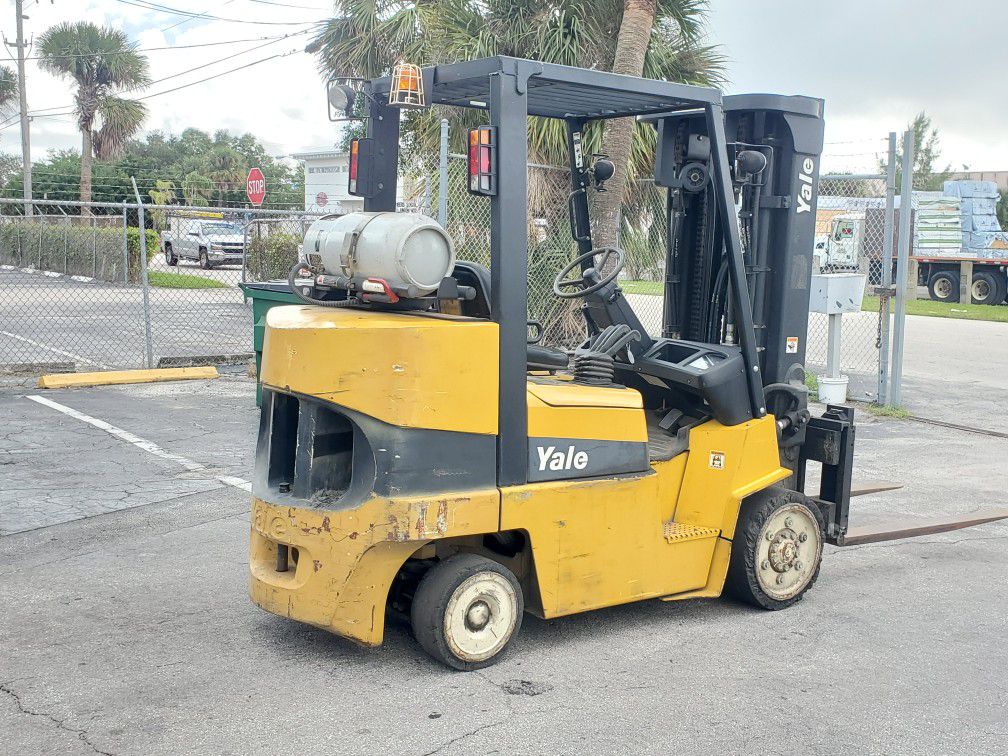 Yale Forklift 8000 lbs