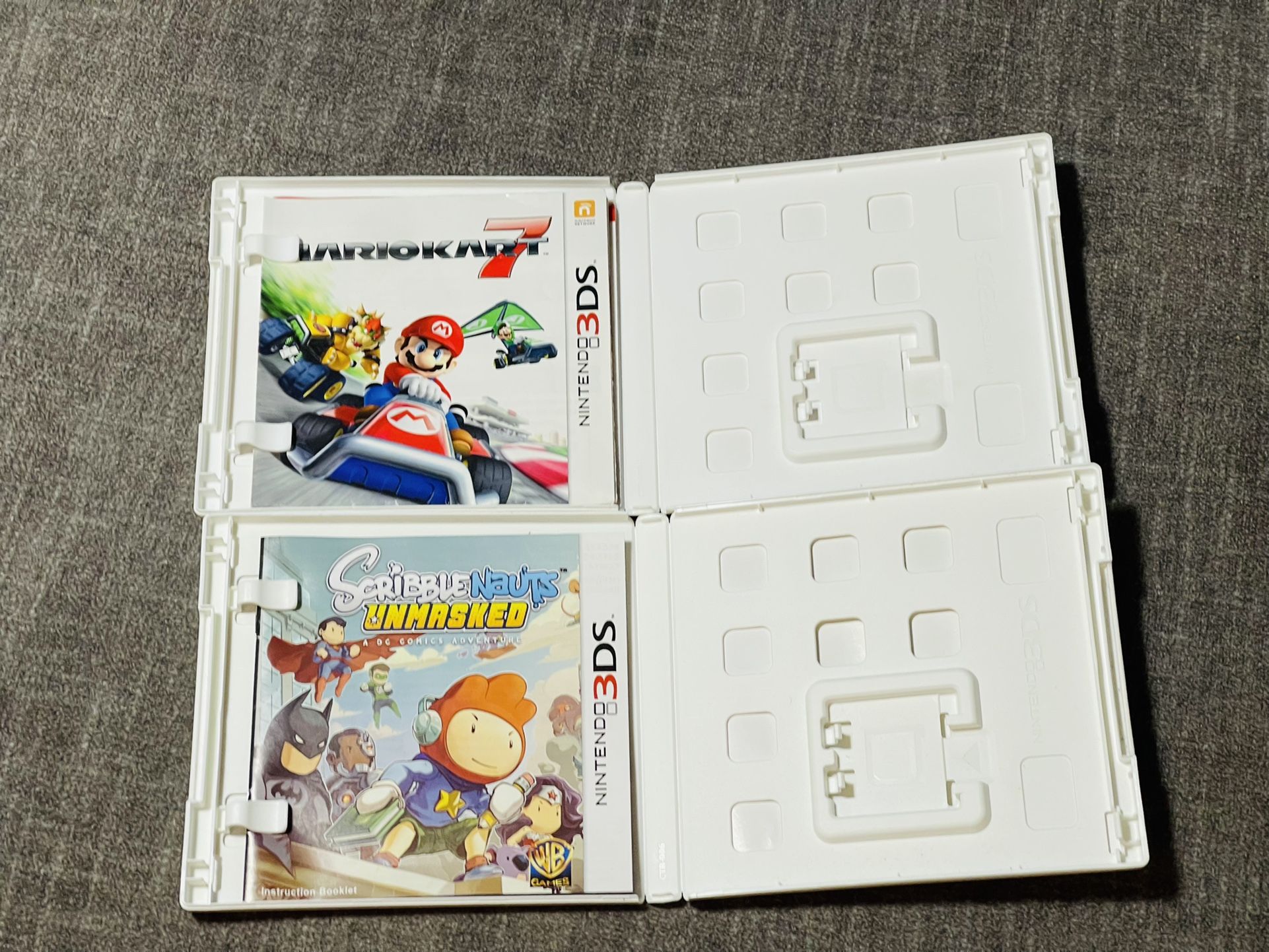 Nintendo 3DS game case’s