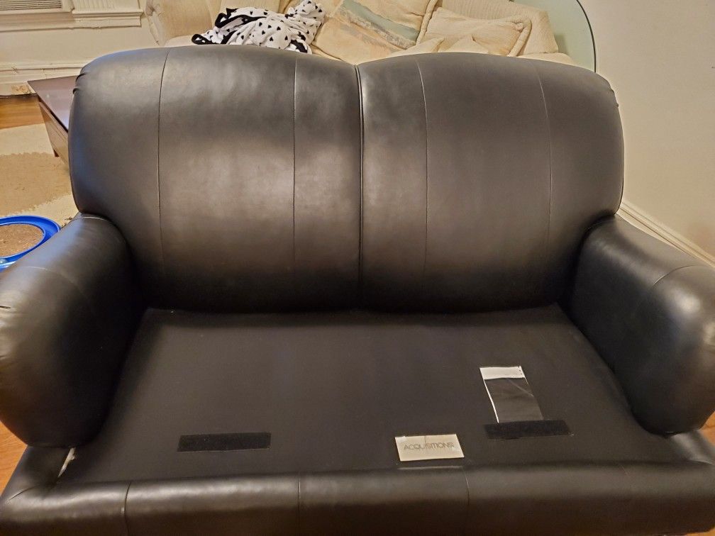 Acquisitions By Henredon Black Leather Couch