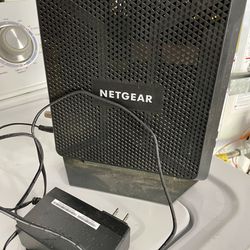 Netgear AC1900 Modem and WiFi Router  Thumbnail