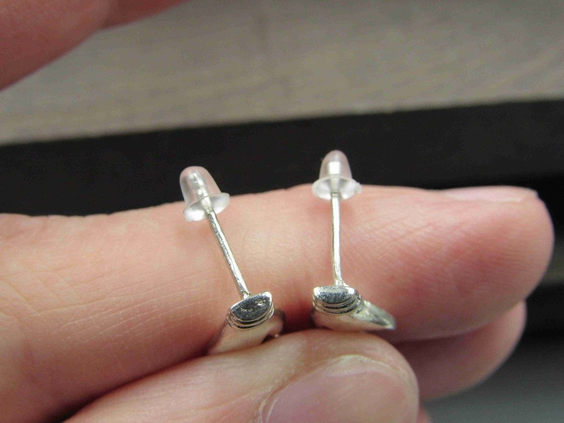 Sterling Silver Small Odd Hand Earrings Vintage Wedding Engagement Anniversary Beautiful Everyday Minimalist Cute