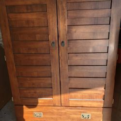 Beautiful Solid Wood Antique TV Cabinet Thumbnail