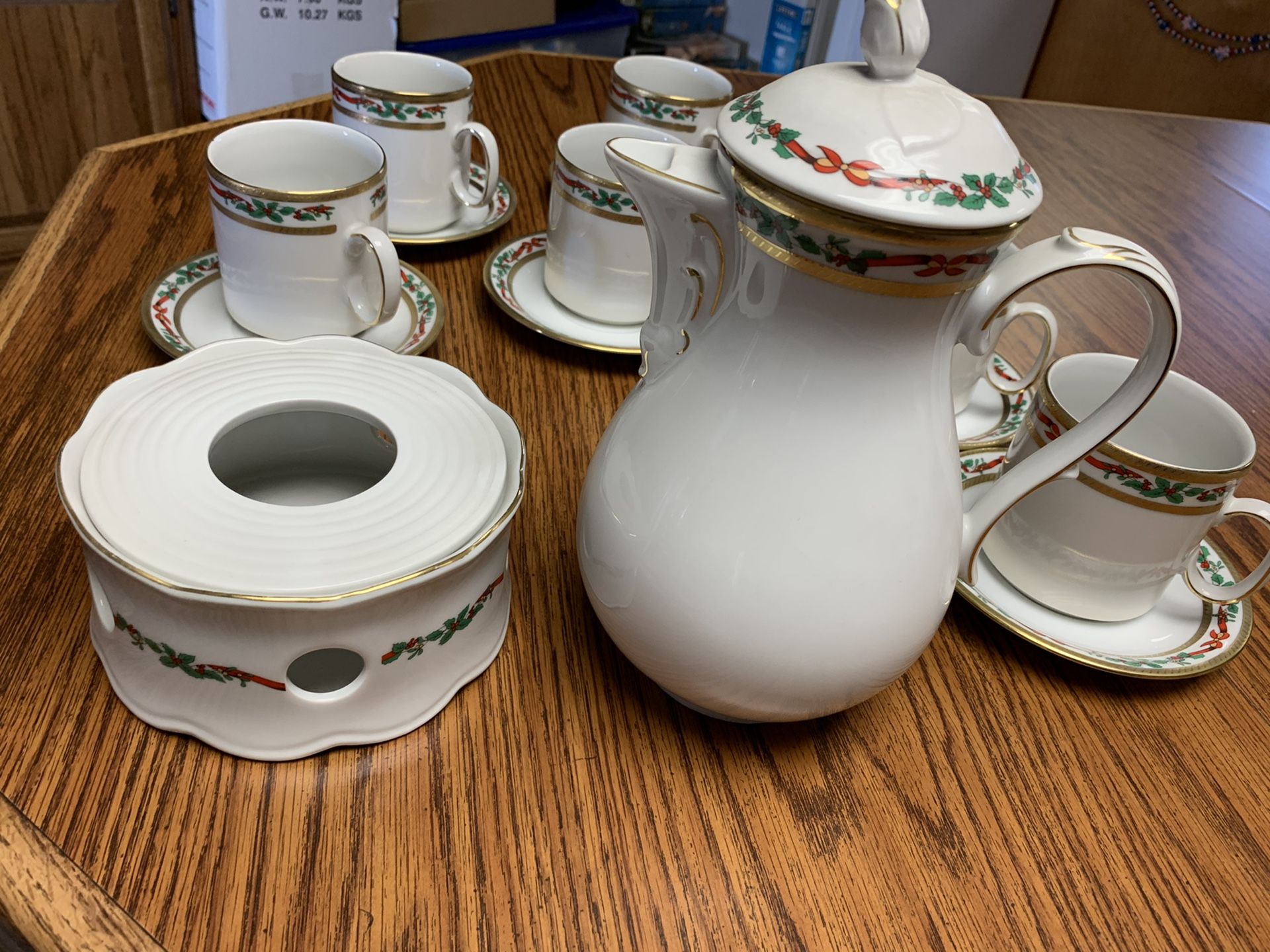 Bavarian China 16 pc Coffee Set w/ Christmas Holly Ribbons, Bows & Evergreen with Gold Trim