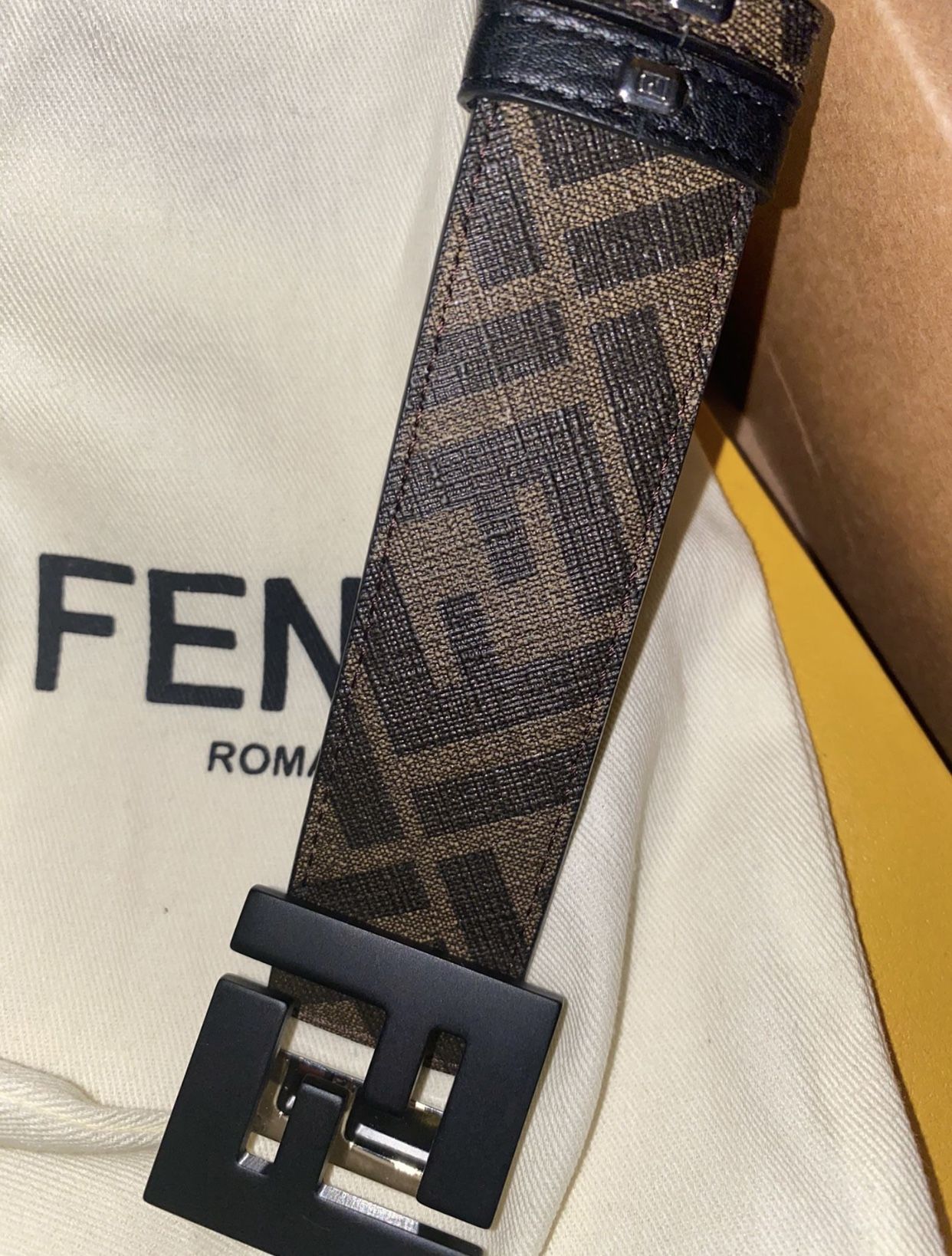 AUTHENTIC FENDI BELT 80