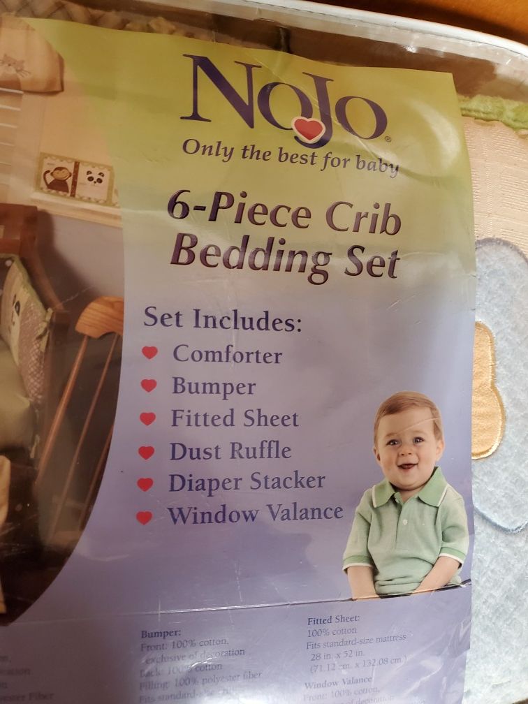 Day at the zoo crib bedding