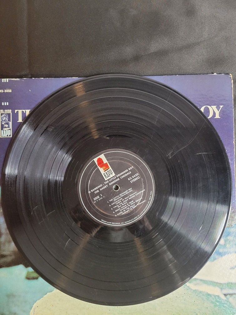 Christmas Set Santa Clause Is Coming To Town and The Little Drummer Boy Vinyl