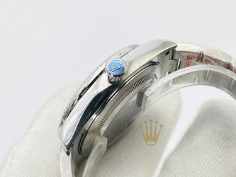 Rolex Oyster Perpetual Sky-Dweller Watches 090 Thumbnail