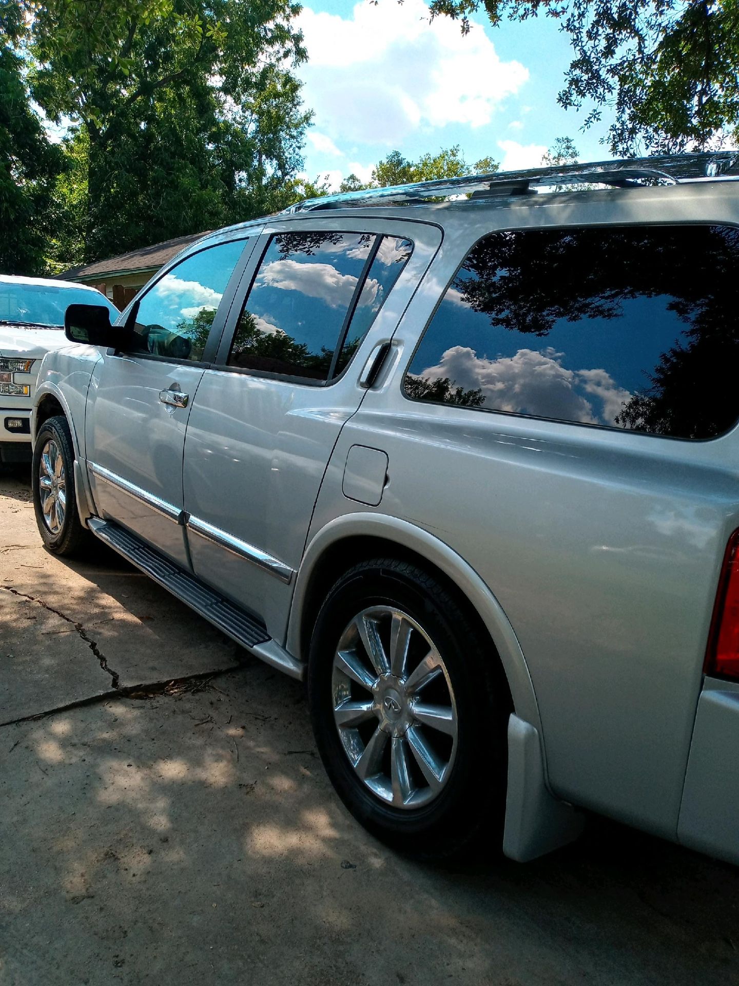 2008 Infiniti Qx56