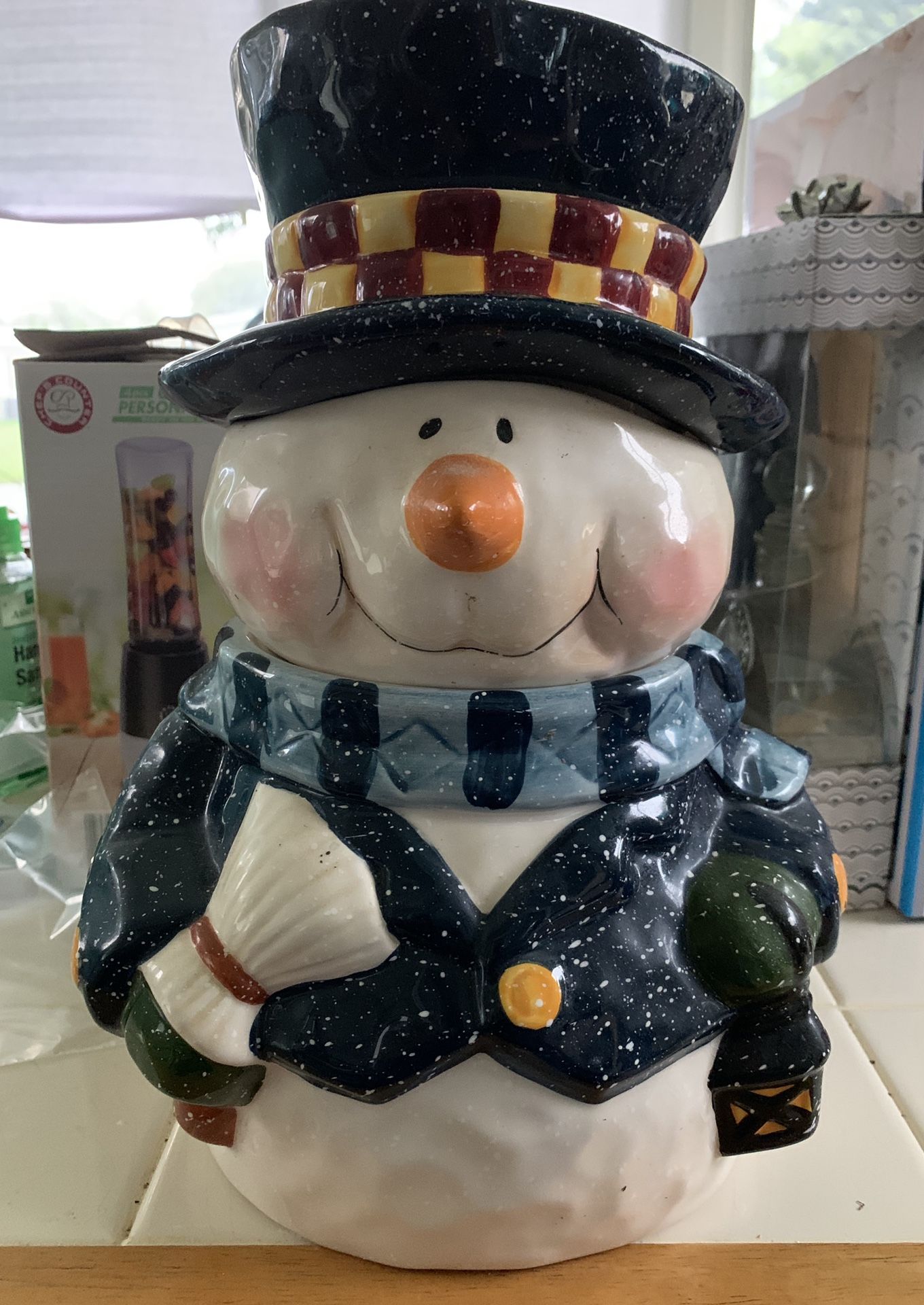 Snowman cookie jar