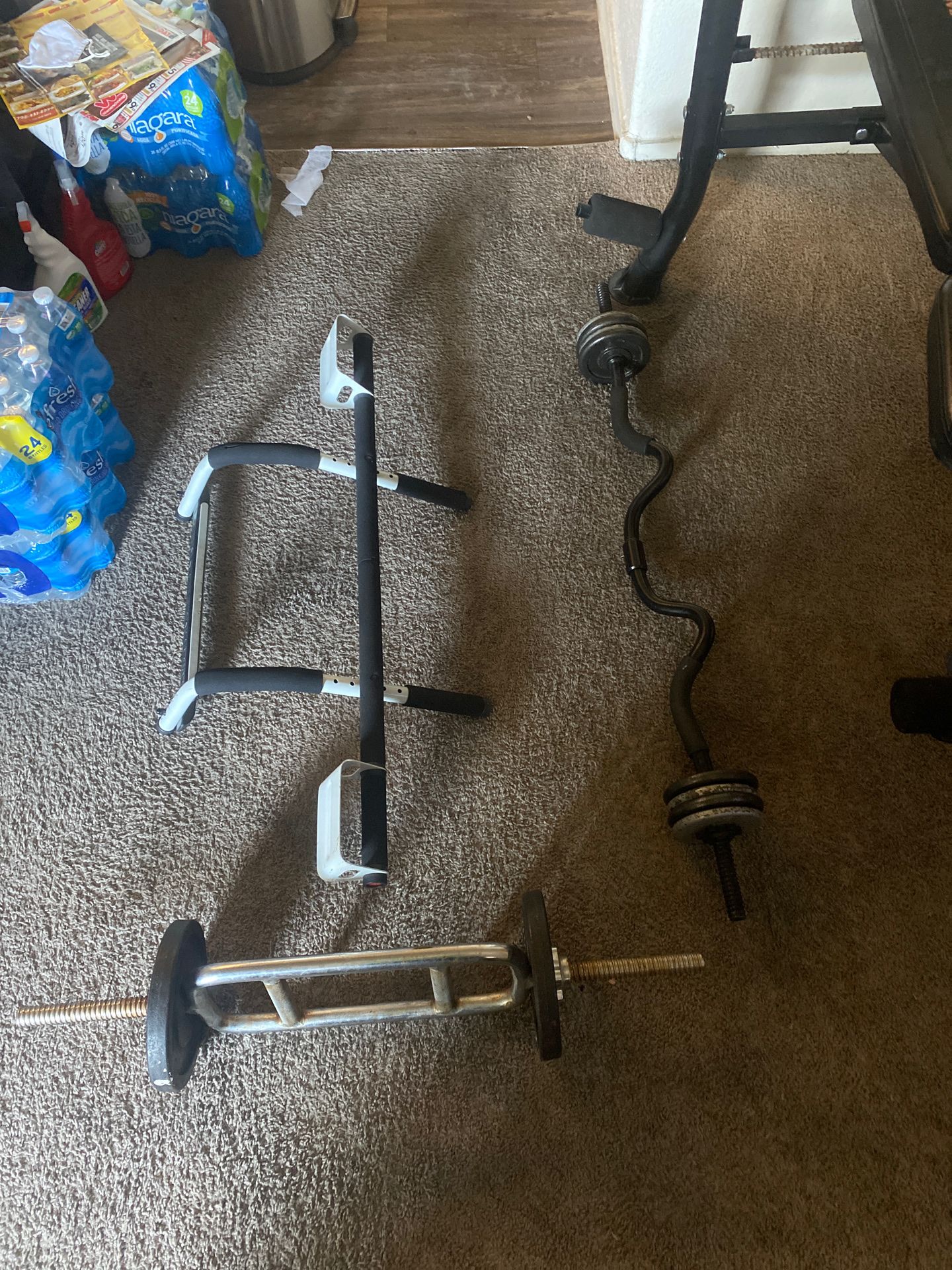 Weights good deal 40 pounds tricep bar curl bar and pull-up bar