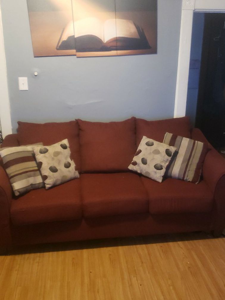 2 Set Couches For 300$