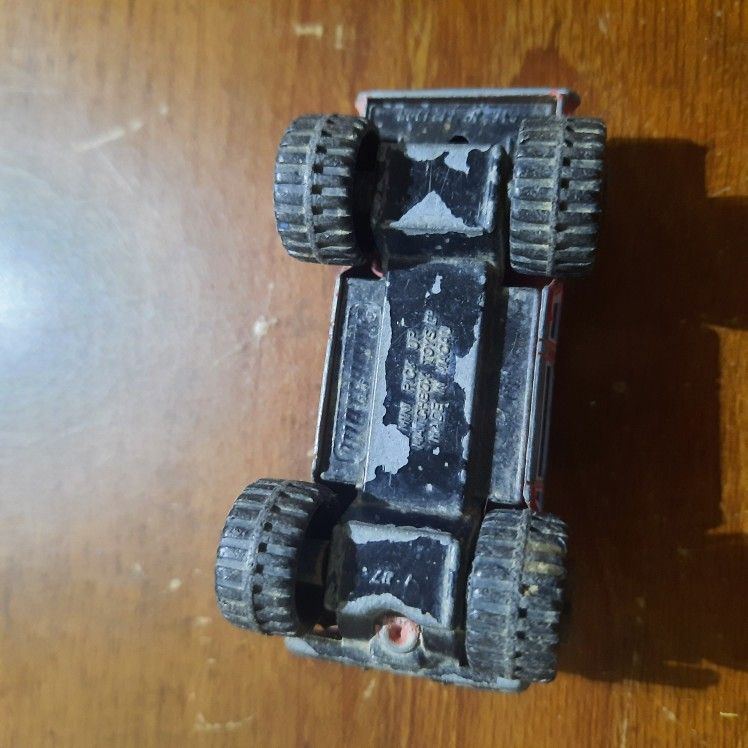Lot Of 7 Vintage Metal Body Toy Trucks And Cars