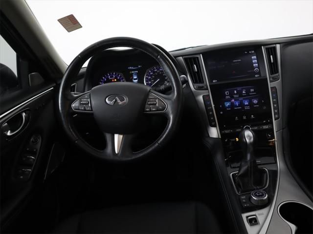 2017 INFINITI Q50