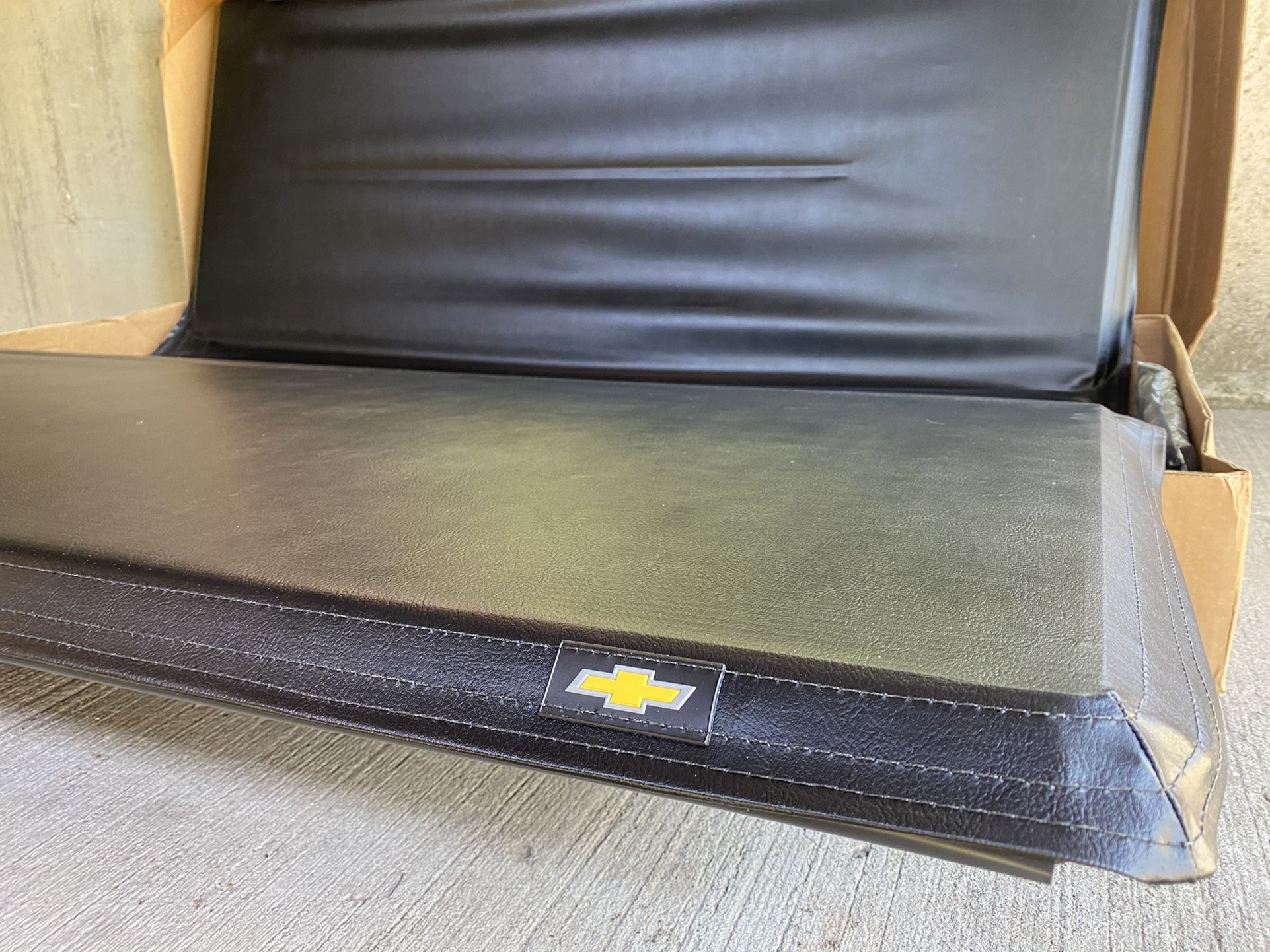 Tonneau Cover-Hard Folding - Tri-Fold - 6ft 6in Standard Box