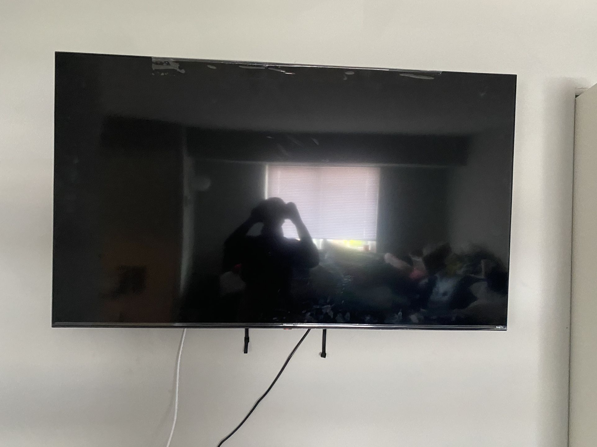58 inch hisense tv NEED GONE TODAY