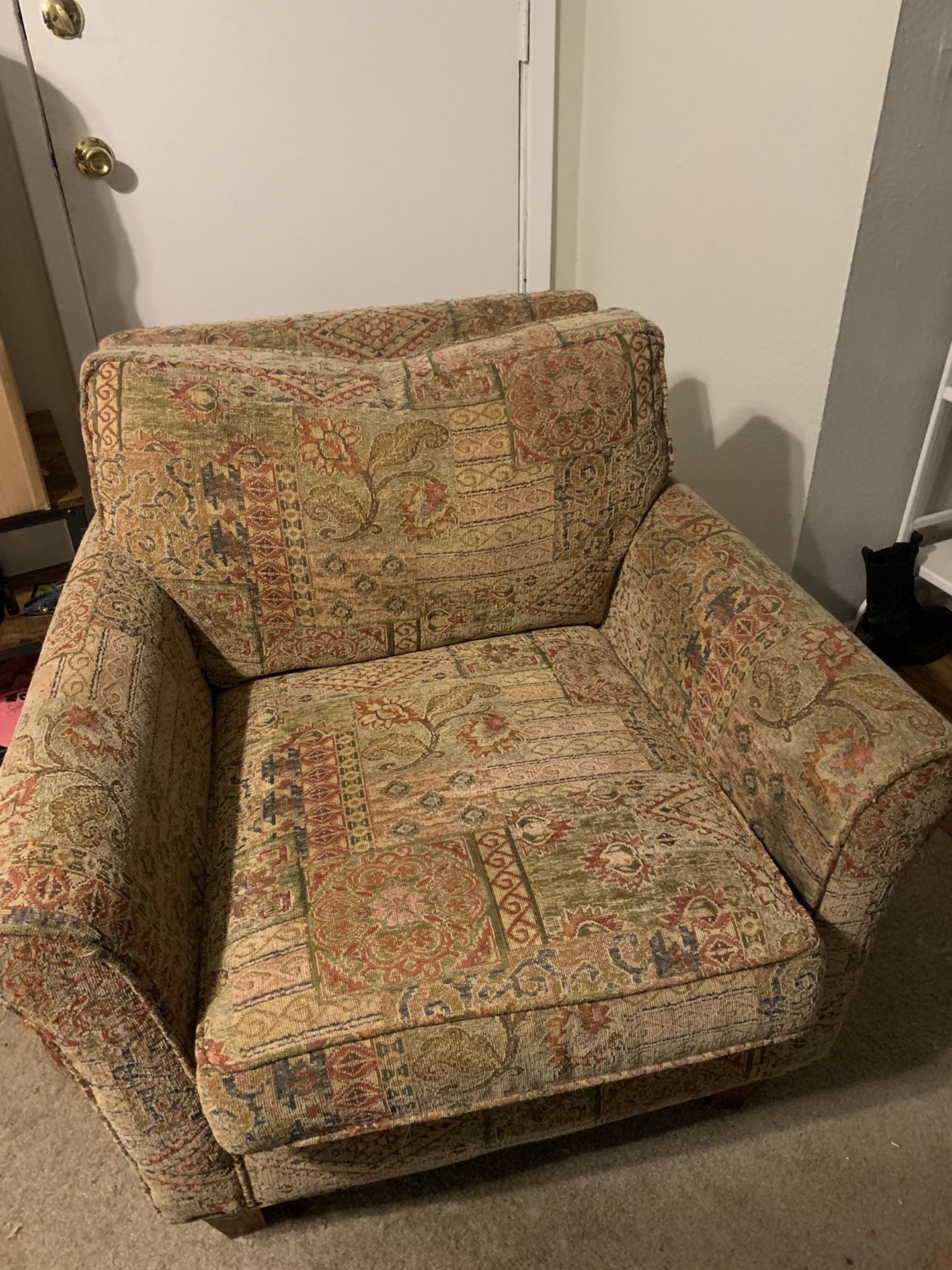 2 Chairs