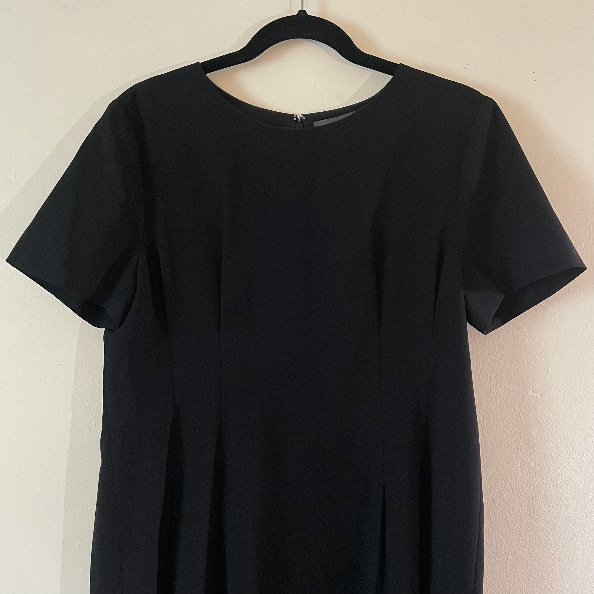 NWT The Limited Black Short Sleeve Dress Size 14P