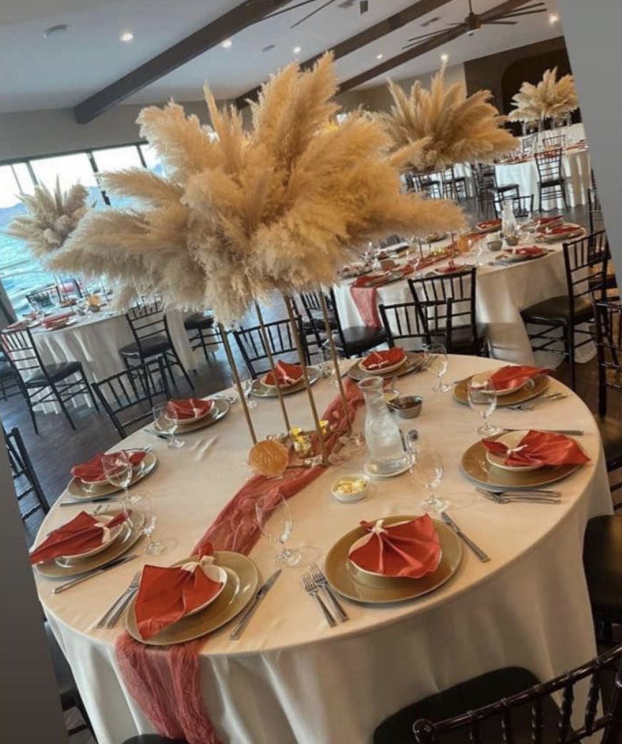 Pampas Riser And Centerpiece $125 Per Table 
