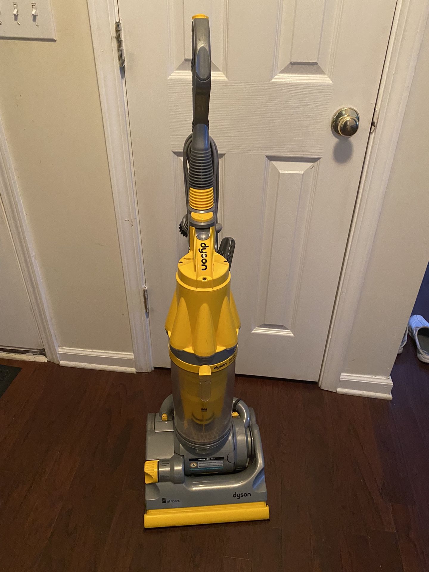 Dyson DC 07 All Floors Vaccum Cleaner