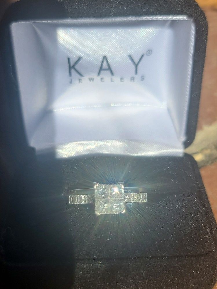 1.5 carat diamond engagement ring with 14k white gold